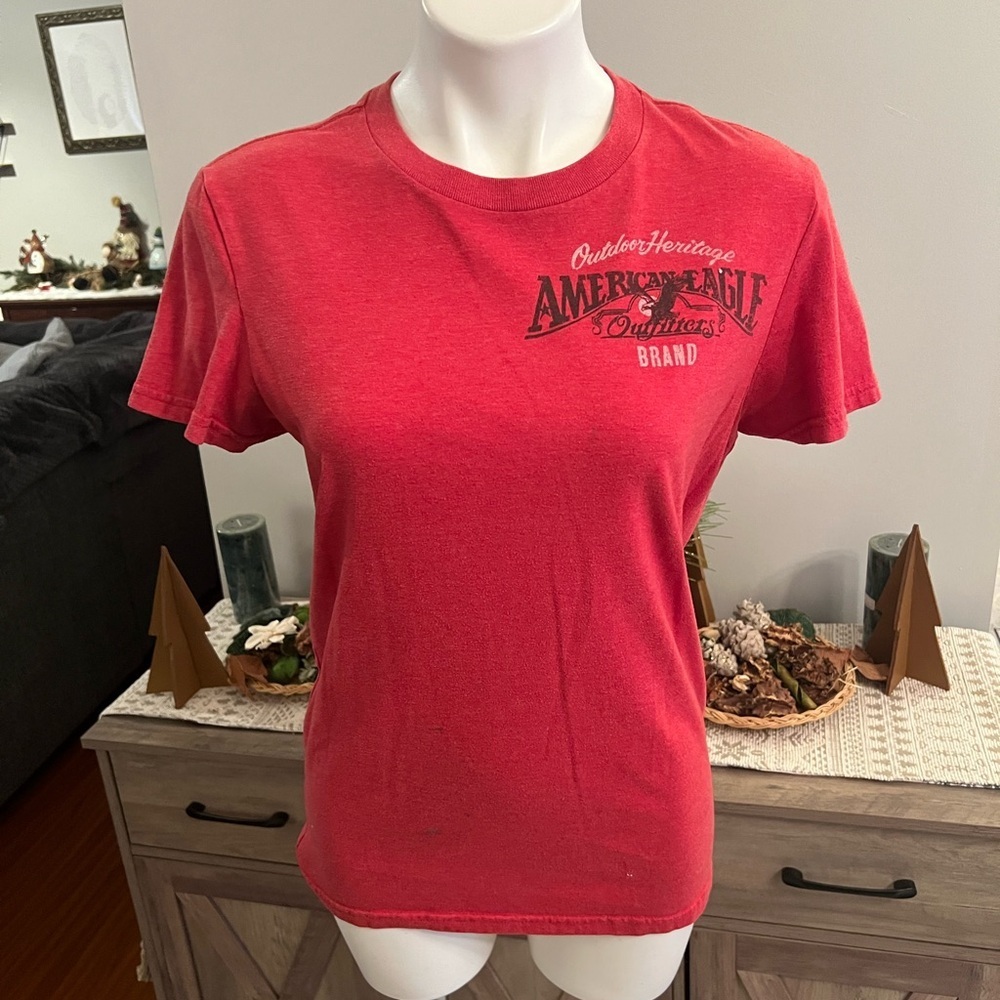 American Eagle outfitters outdoor heritage athletic fit tshirt